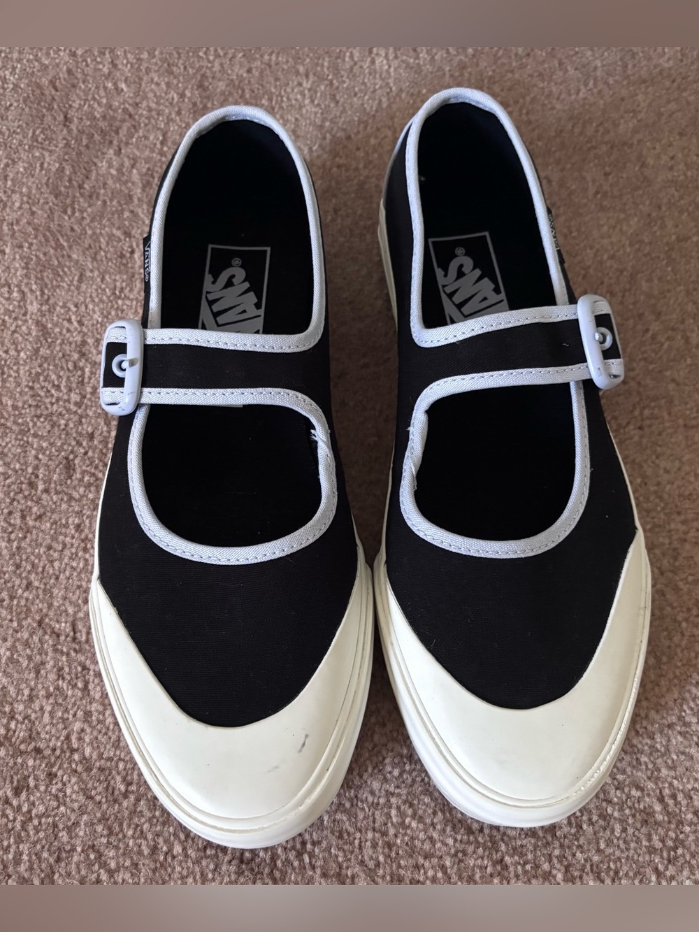 NEW Vans Mary Jane Black Canvas Skate Shoes Sneakers Women Size 7 Retro